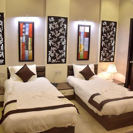 Hotel Mahendra Plaza Hardoi 外观 照片