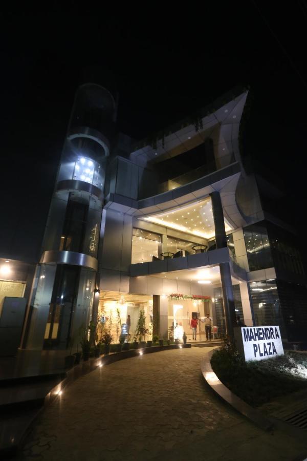 Hotel Mahendra Plaza Hardoi 外观 照片