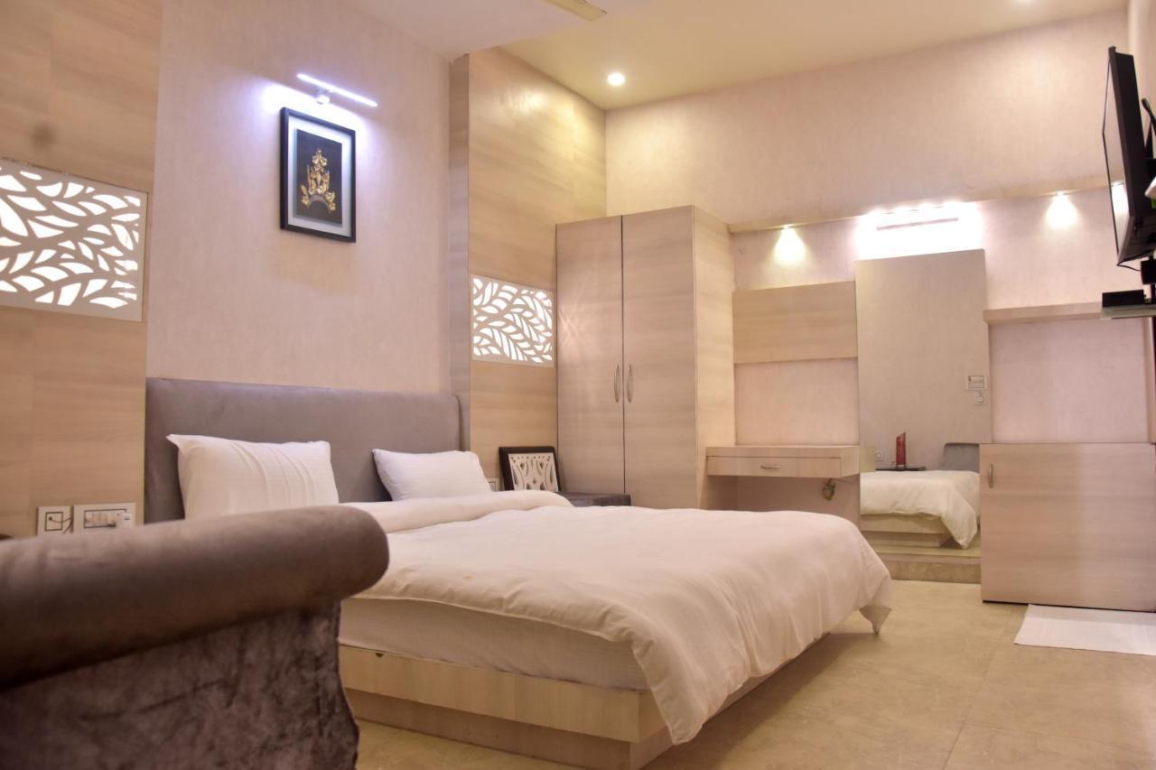 Hotel Mahendra Plaza Hardoi 外观 照片